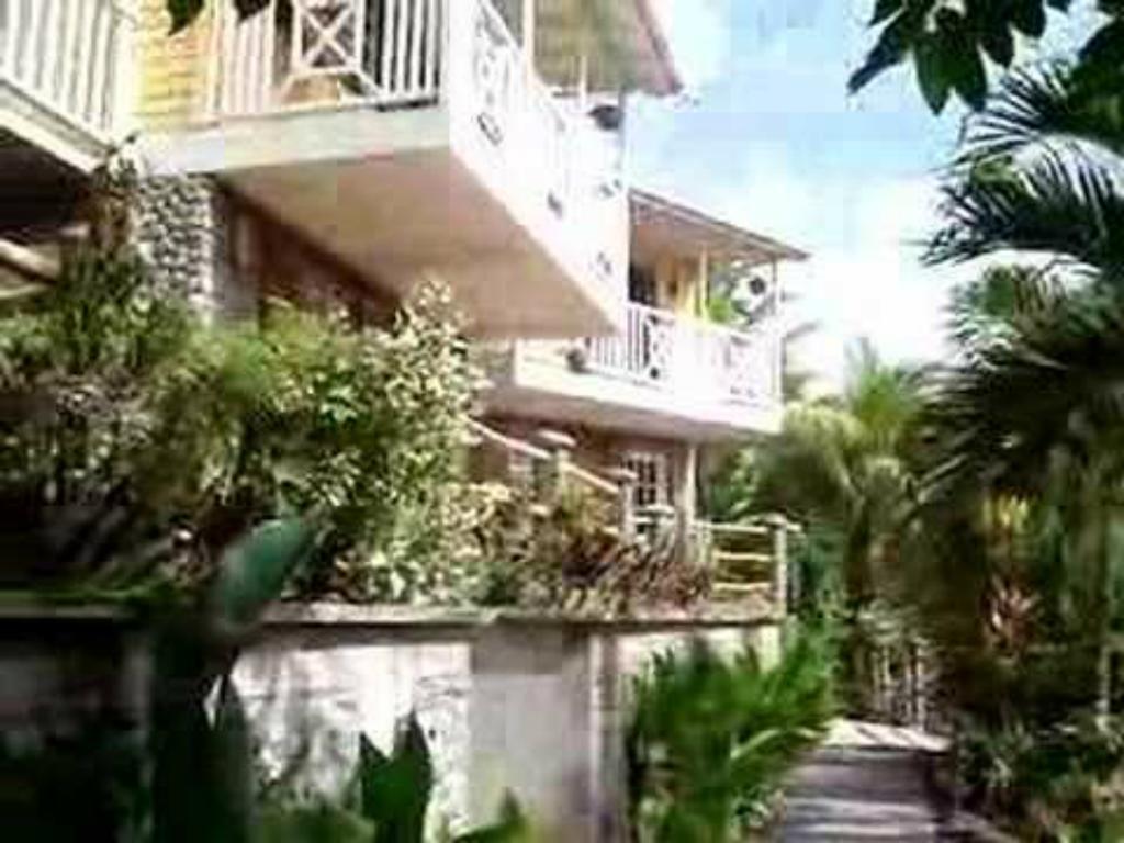 Calibishie Lodges Hotel Exterior photo