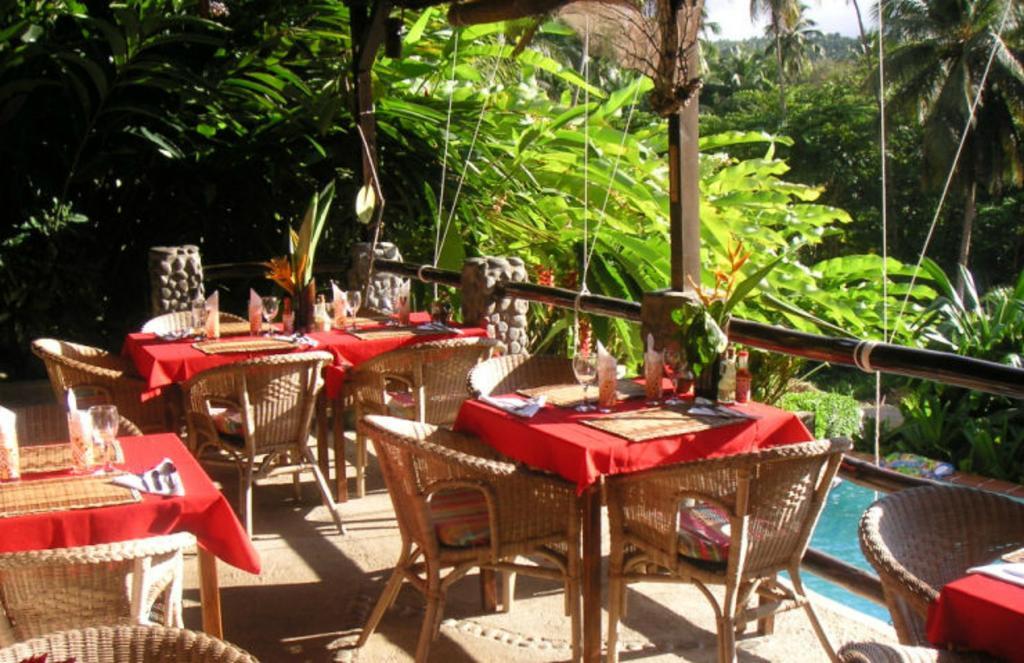 Calibishie Lodges Hotel Exterior photo